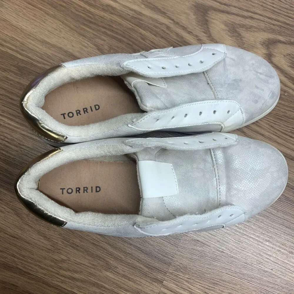 Torrid Low Top Lace Up Sneakers Size 8 W Wide Womens White‎ Star Shoes